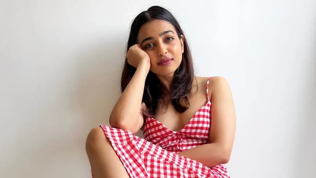 অন্তরঙ্গ দৃশ্য ফাঁসের পর চার দিন ঘরবন্দি ছিলেন রাধিকা আপ্তে