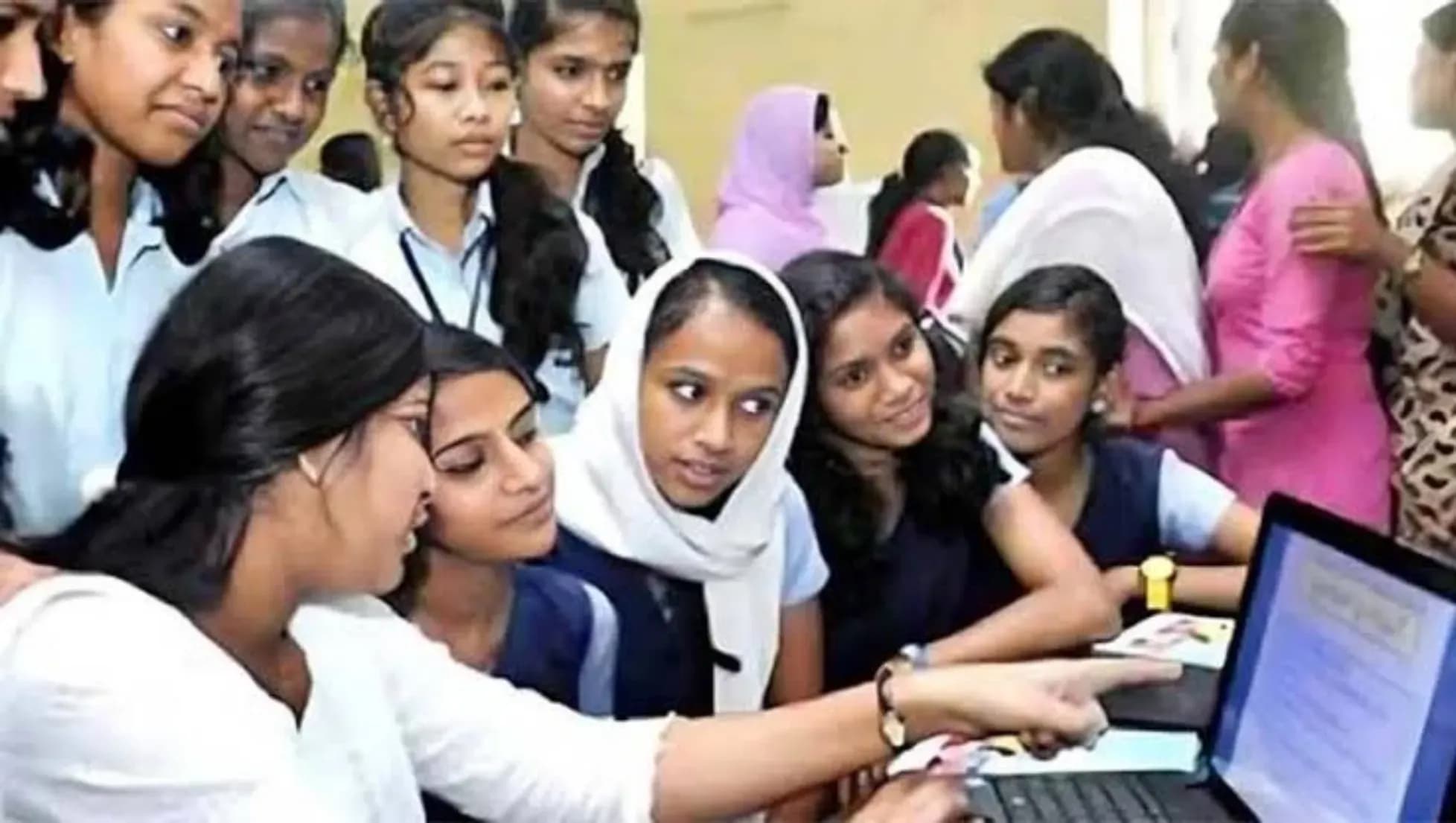 একাদশে ভর্তির দ্বিতীয় ধাপের আবেদন শুরু আজ