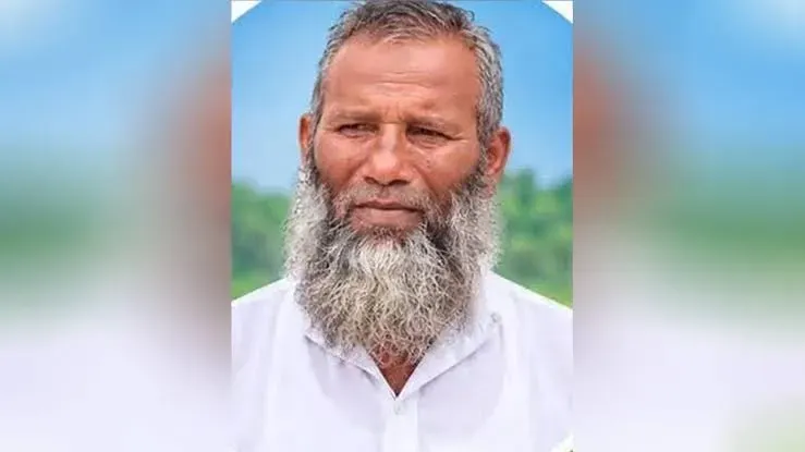 প্রকৃত ইমামকে বাদ দিয়ে বিএনপি নেতার ছেলেকে ‘ইমাম’ সাজিয়ে সরকারি ভাতা আবেদনের অভিযোগ