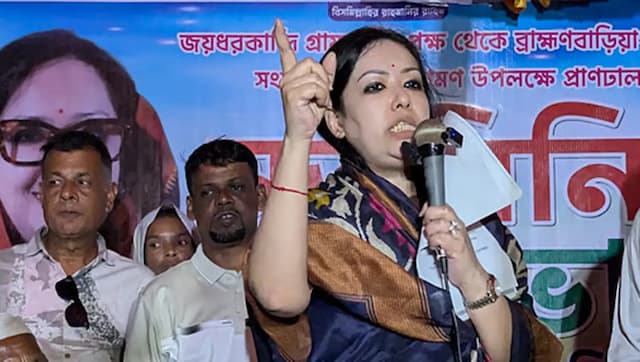চাঁদাবাজি হলে রাজপথে নামব: রুমিন ফারহানা
