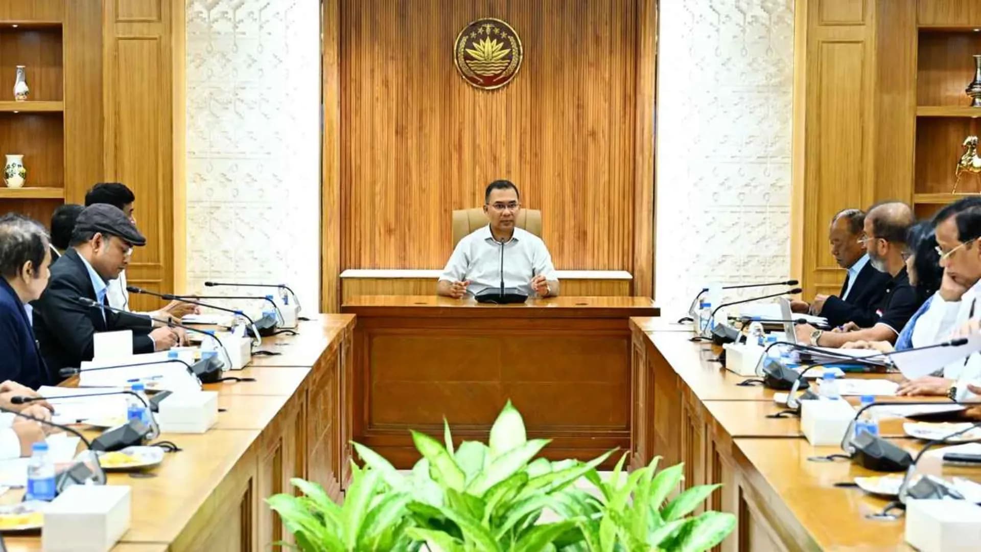 বৃত্তাকার সড়ক নির্মাণকাজের গতি বাড়ানোর নির্দেশ প্রধানমন্ত্রীর