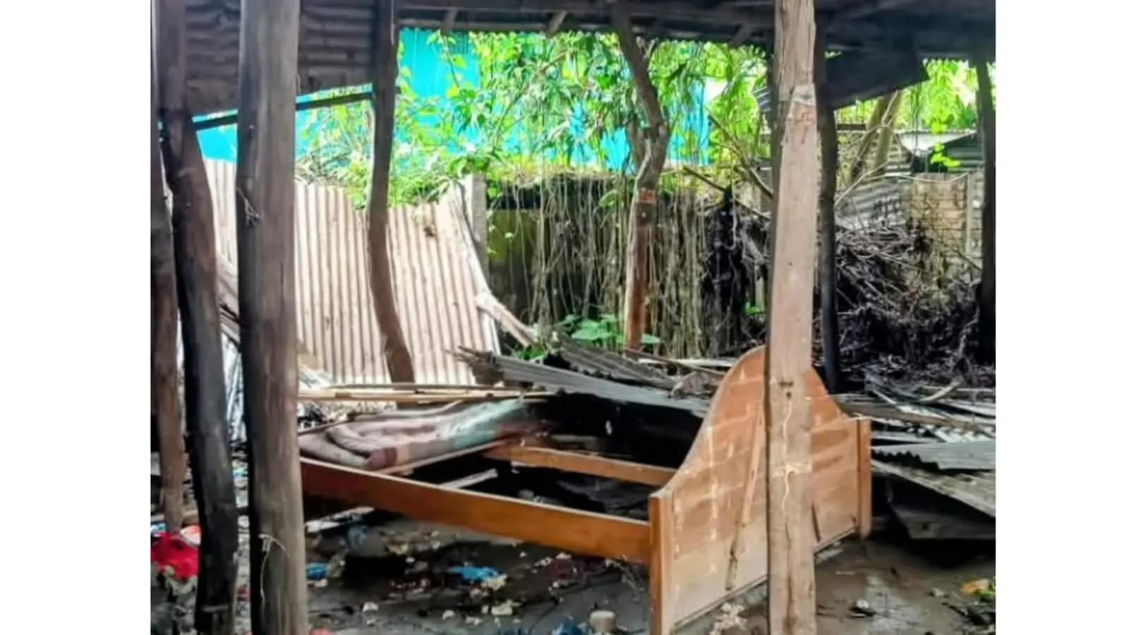 জামালপুরের সরিষাবাড়ীতে জমি নিয়ে বিরোধ: বসতঘর ভাঙচুর, লুটপাট ও উচ্ছেদের অভিযোগ